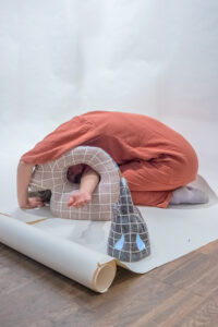 Ritual Reflecting Ritual, Performance
